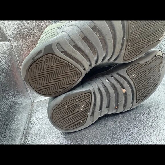 Size 8.5 - PSNY x Air Jordan 12 Retro Grey Jumpman Athletic Shoes 130690-003 - Picture 13 of 13